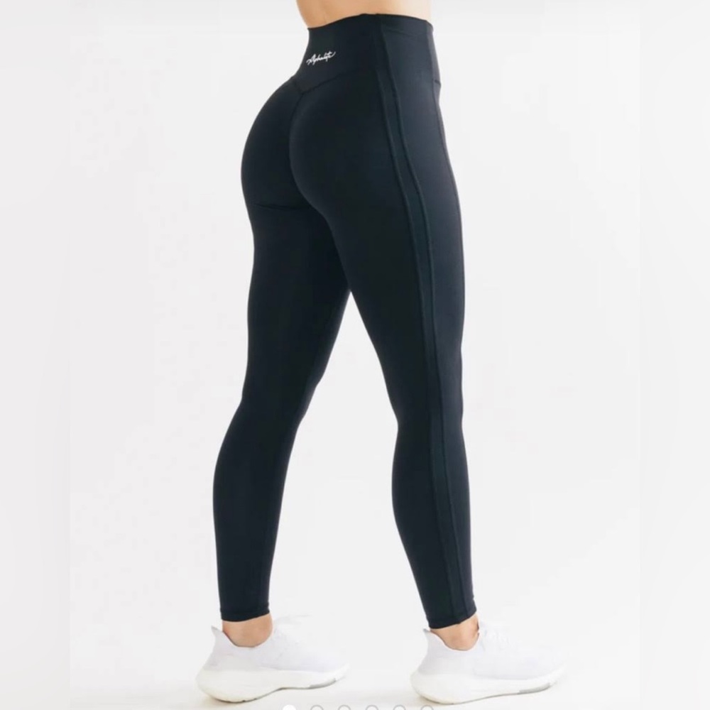 Alphalete Pulse Surge Leggings